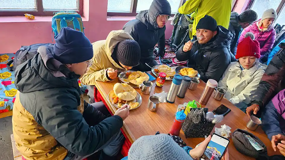 Avoid Altitude Sickness in the Annapurna Base Camp Trek Difficulty