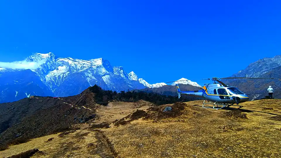 Helicopter landed at Everest View Hotel