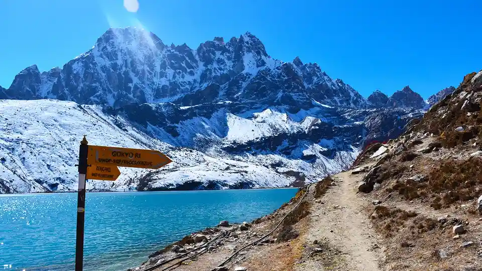 Gokyo Mountain Trekking in Nepal